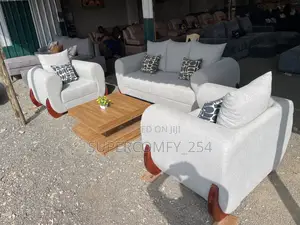 Boomerang Mahogany Stands Classic Sofa!!