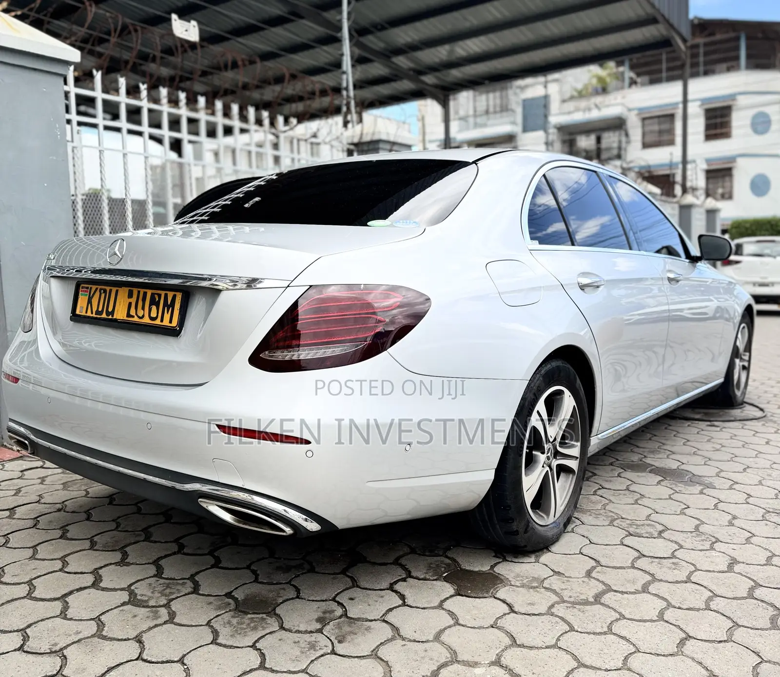 Mercedes-Benz E200 2018 Silver