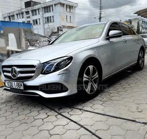 Mercedes-Benz E200 2018 Silver