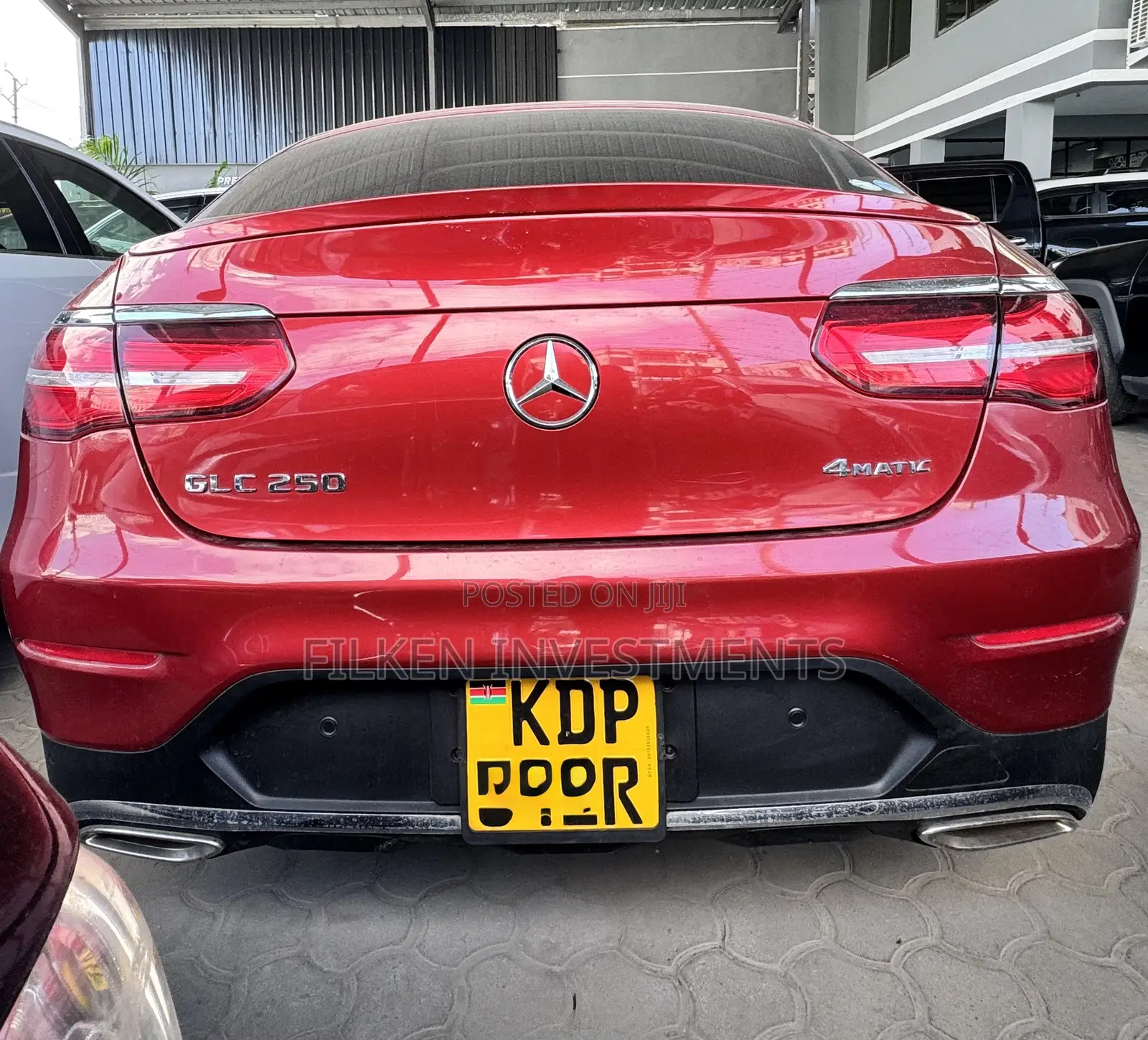Mercedes-Benz GLC-Class GLC250 Sport Utility 4-Door (2.0L, 4cyl Turbo)