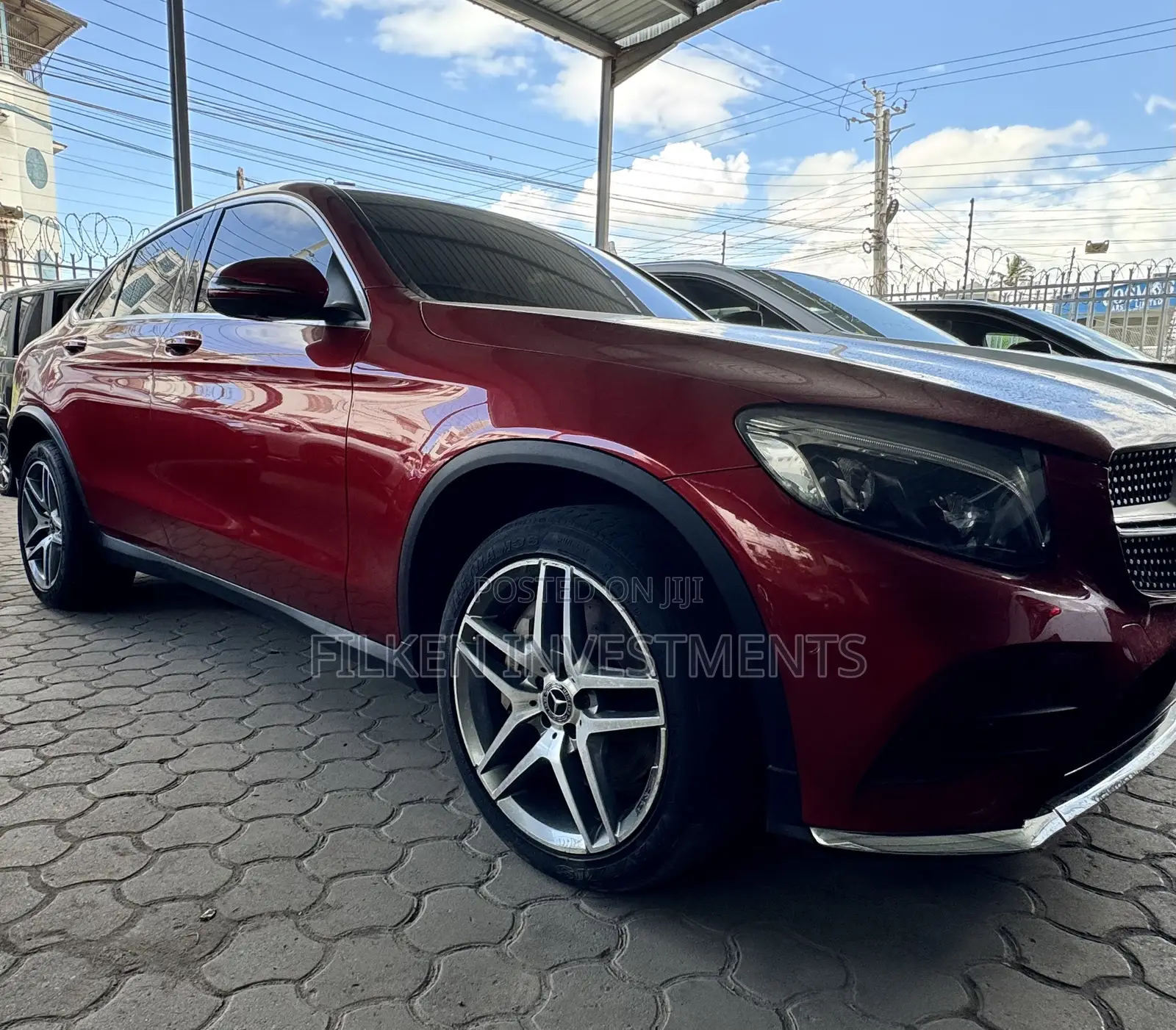 Mercedes-Benz GLC-Class GLC250 Sport Utility 4-Door (2.0L, 4cyl Turbo)