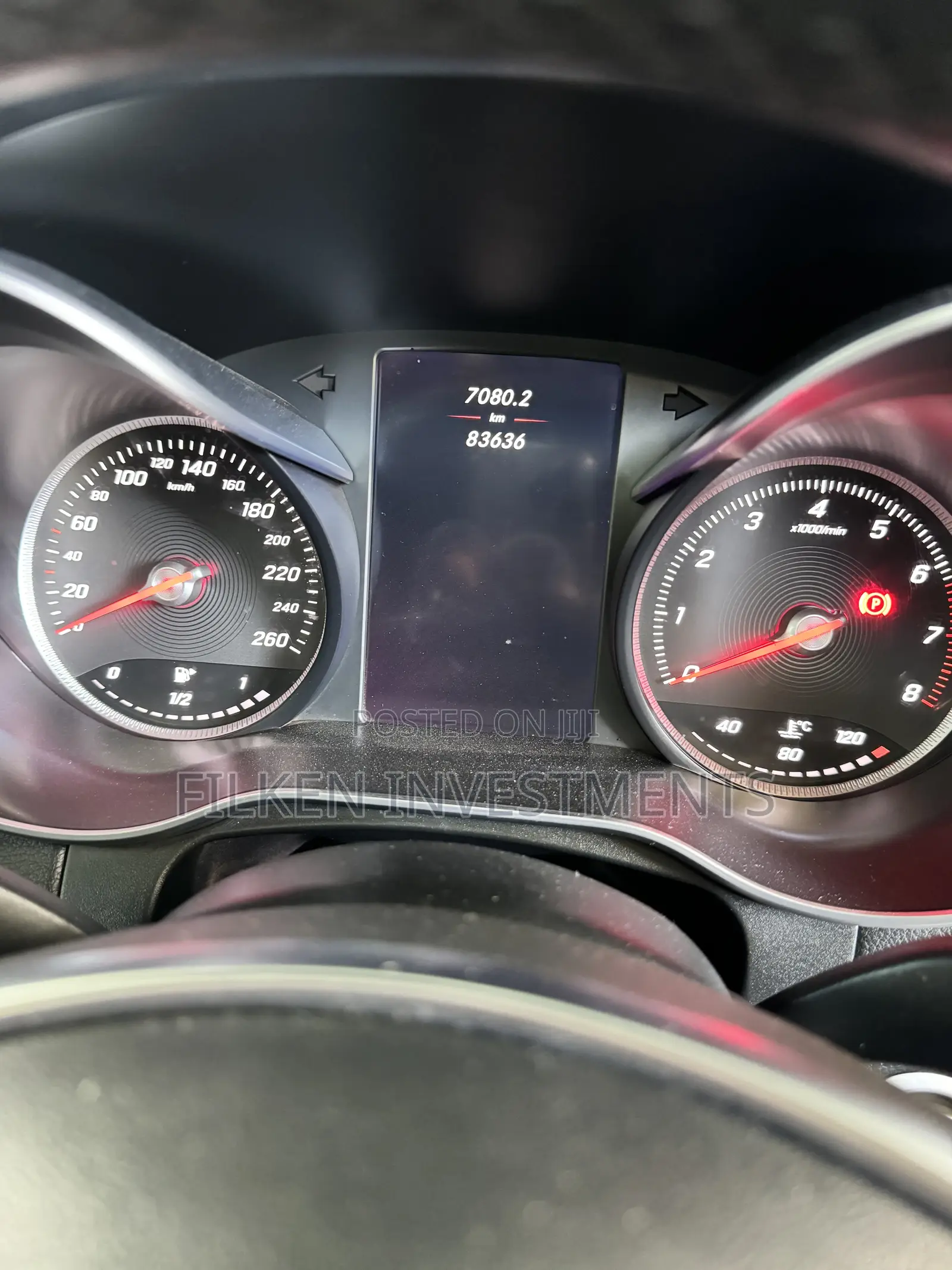 Mercedes-Benz GLC-Class GLC250 Sport Utility 4-Door (2.0L, 4cyl Turbo)