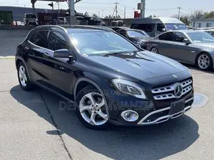 Mercedes-Benz GLA-Class 2019 Black