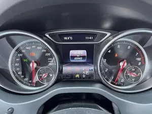 Mercedes-Benz GLA-Class 2019 Black
