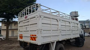 Isuzu Fvr90/FTR/FSR Body