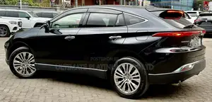 Toyota Harrier 2.5 Hybrid 4WD 2020 Black