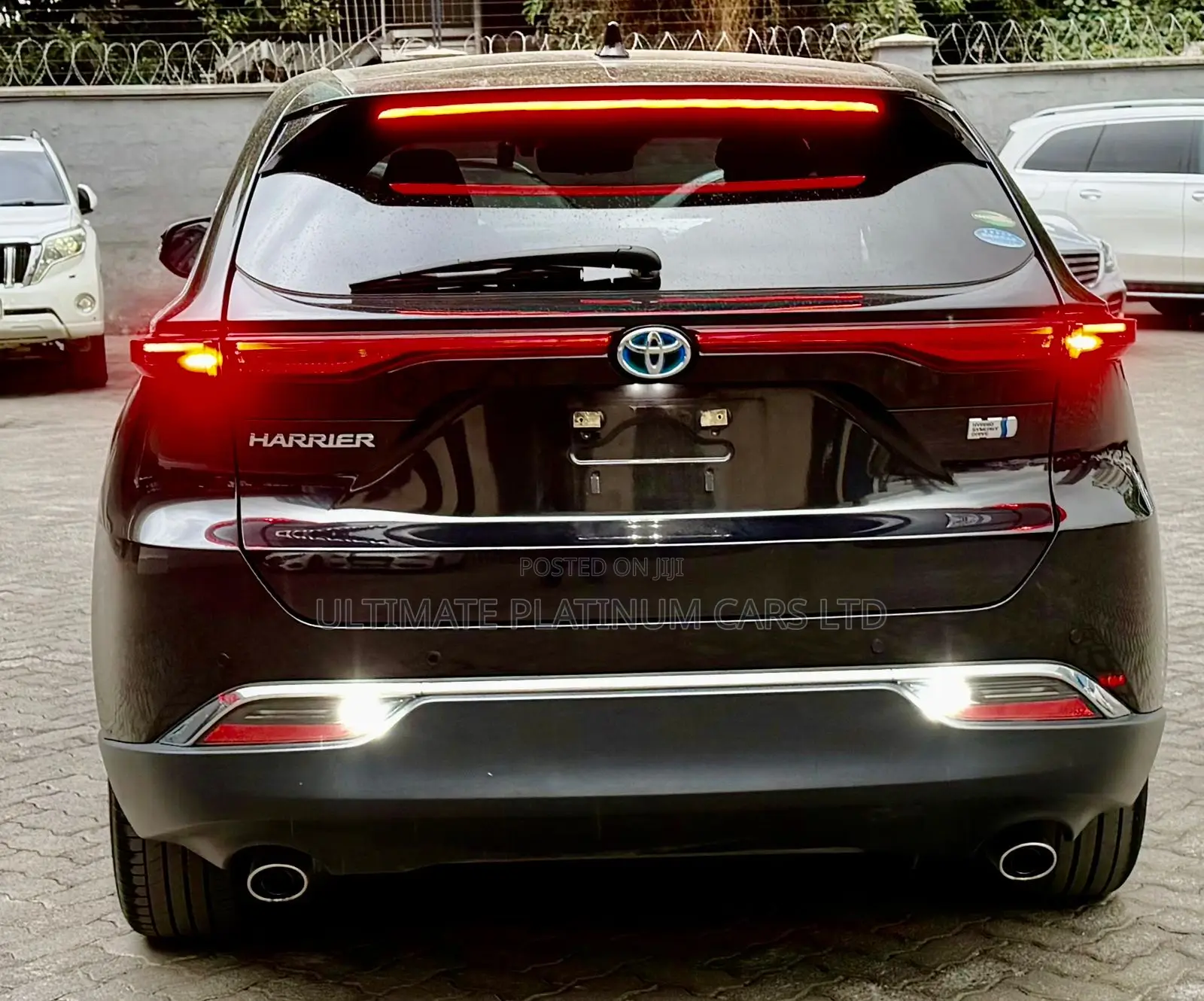 Toyota Harrier 2.5 Hybrid 4WD 2020 Black