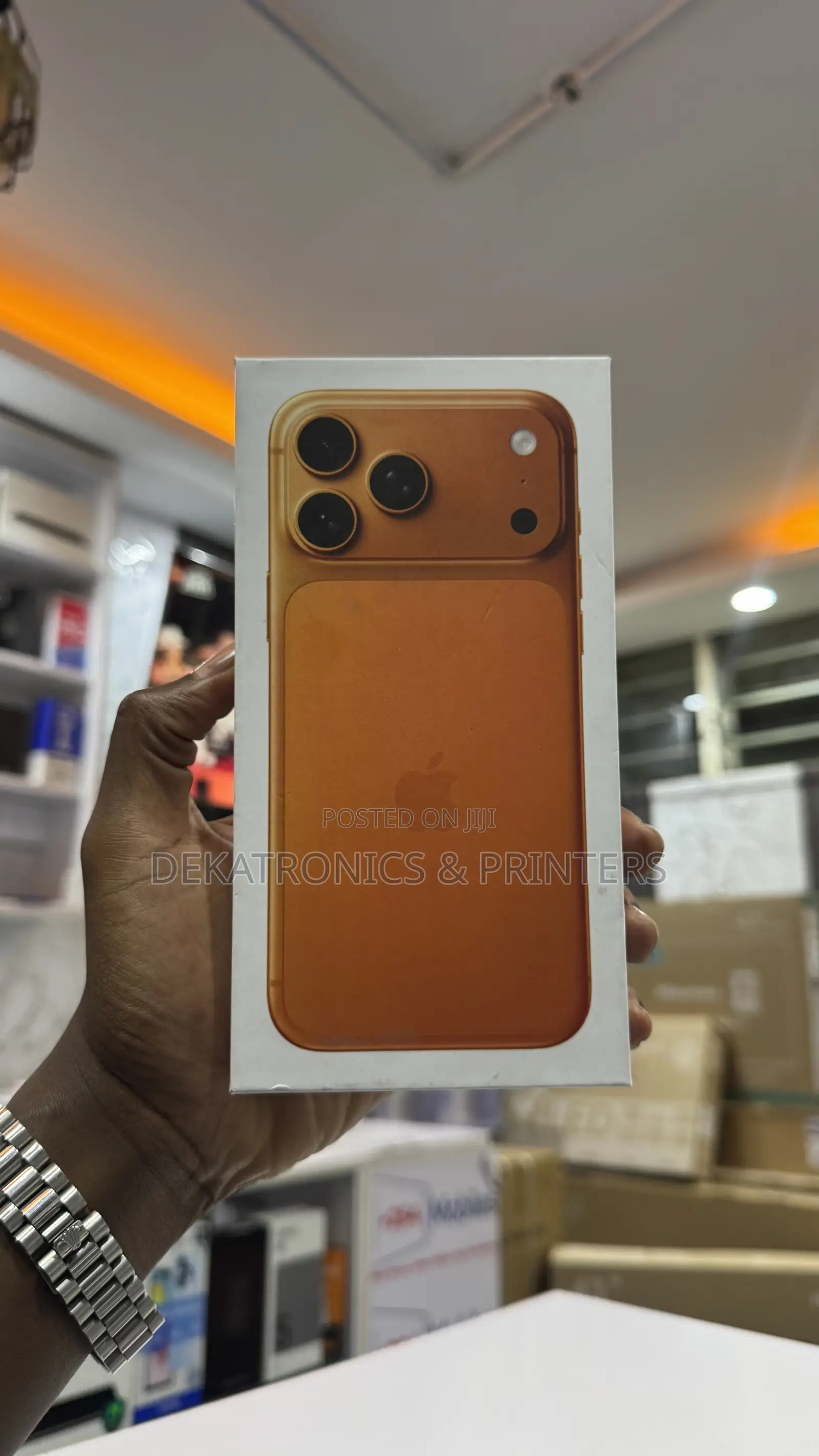 New Apple iPhone 17 Pro Max 256 GB Orange