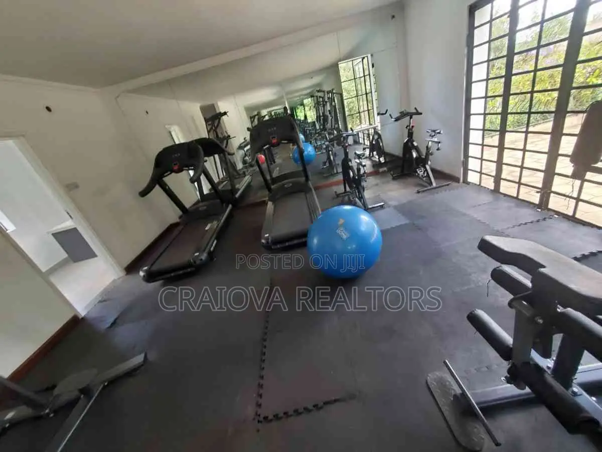 5bdrm House in Hardy for sale