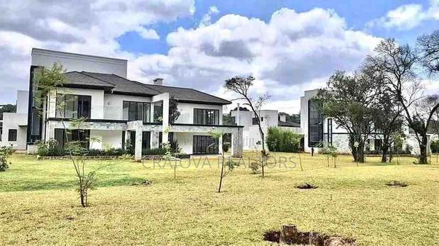 5bdrm House in Hardy for sale