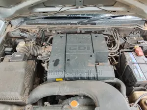 Mitsubishi Pajero 2002 Silver