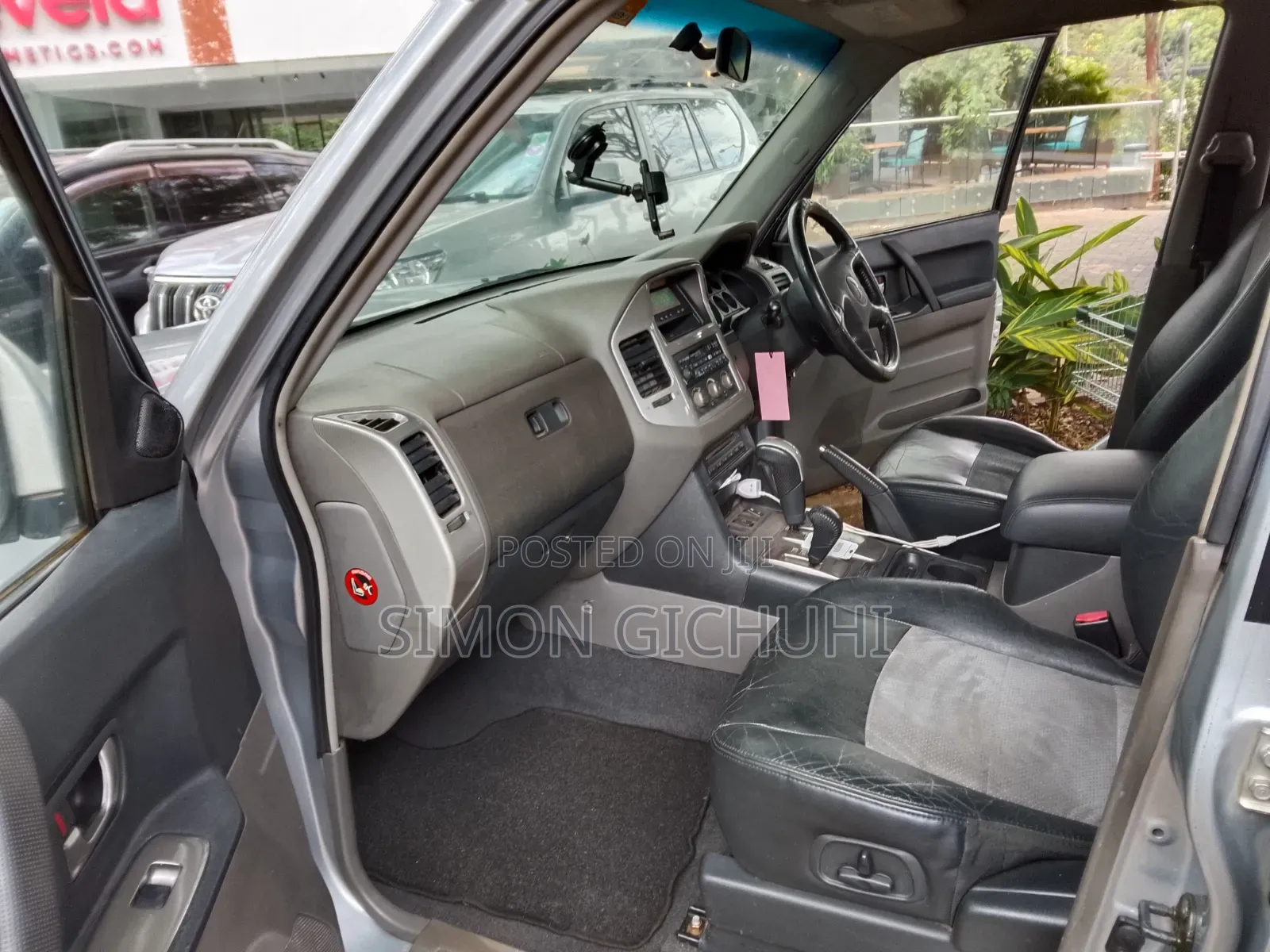 Mitsubishi Pajero 2002 Silver