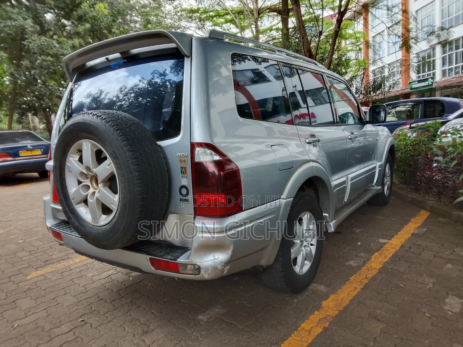 Mitsubishi Pajero 2002 Silver
