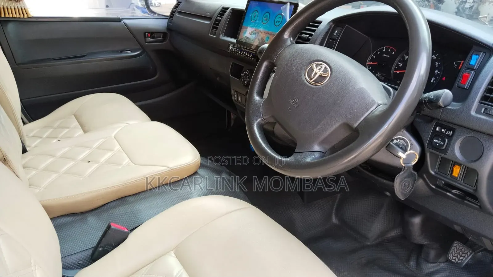 Toyota HiAce 2019 Silver