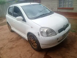 Toyota Vitz 2003 White