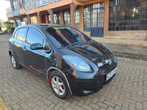Toyota Vitz 2009 Black