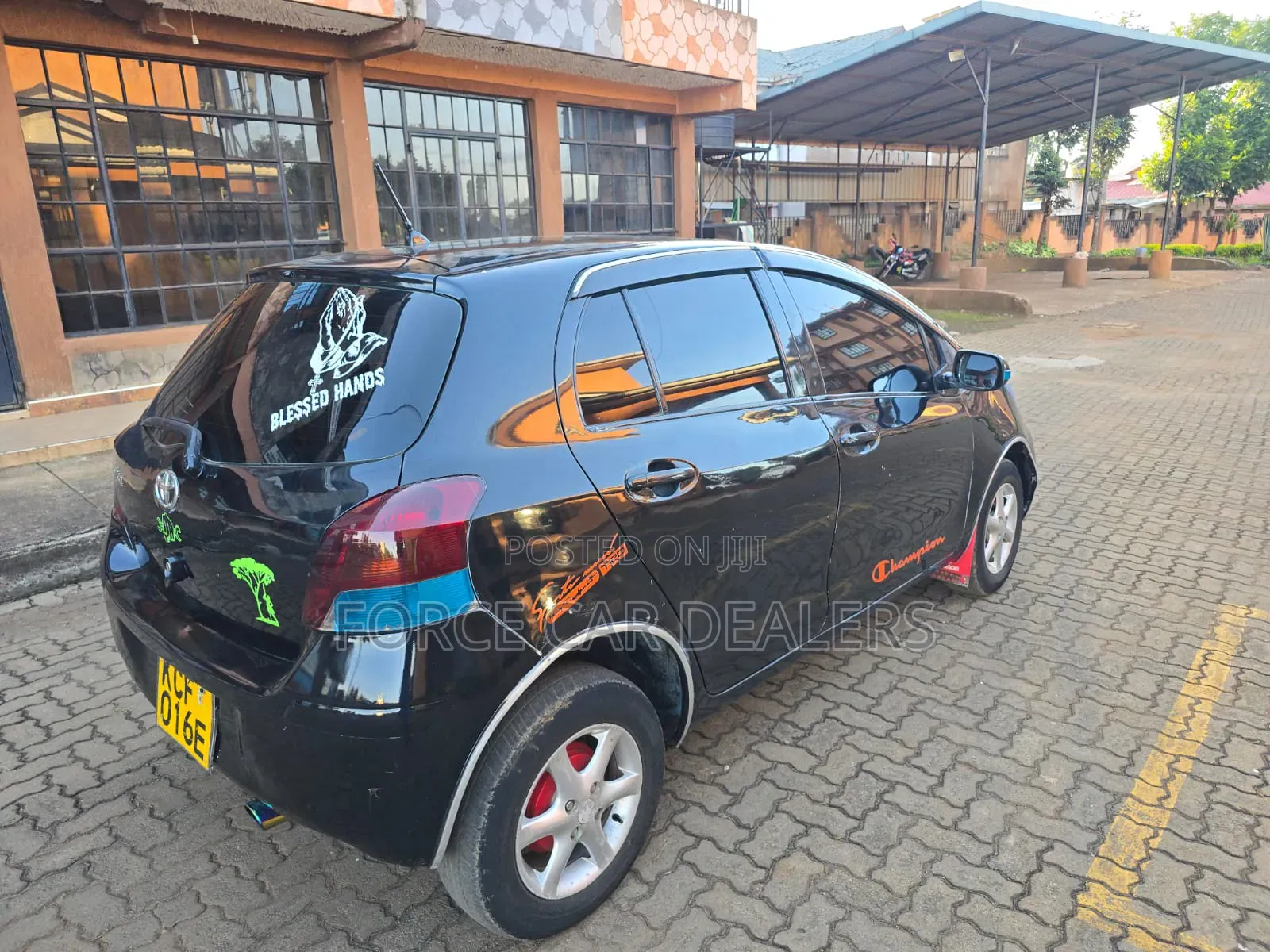 Toyota Vitz 2009 Black