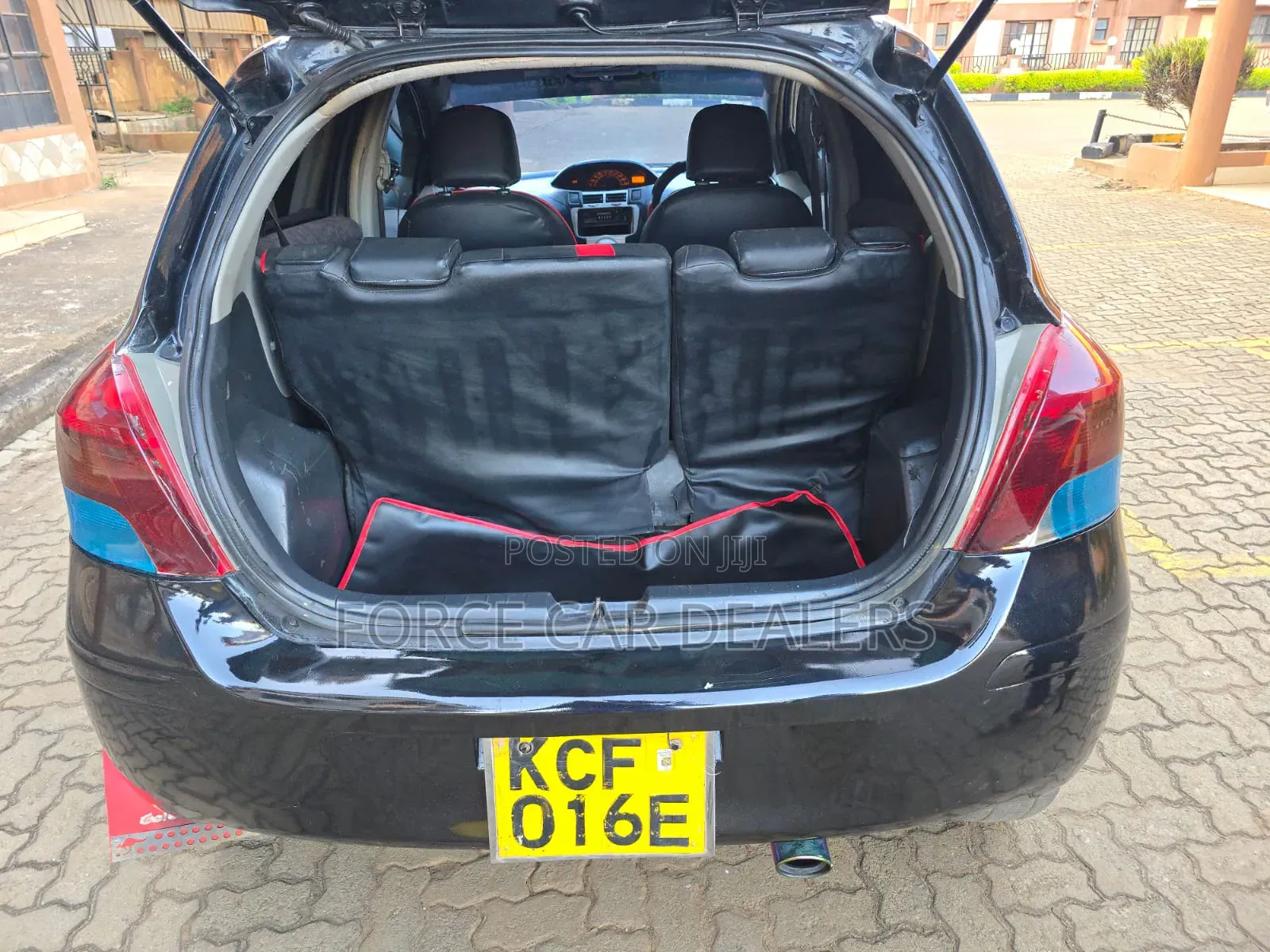 Toyota Vitz 2009 Black