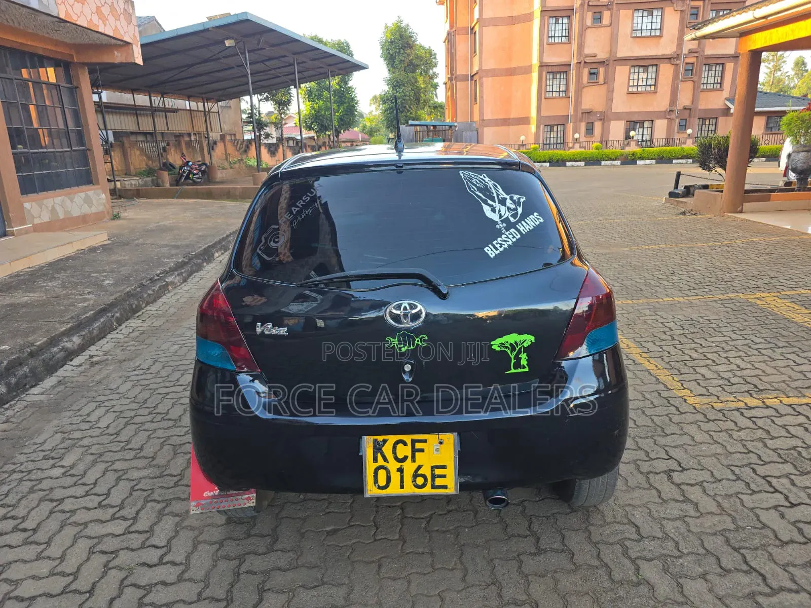 Toyota Vitz 2009 Black