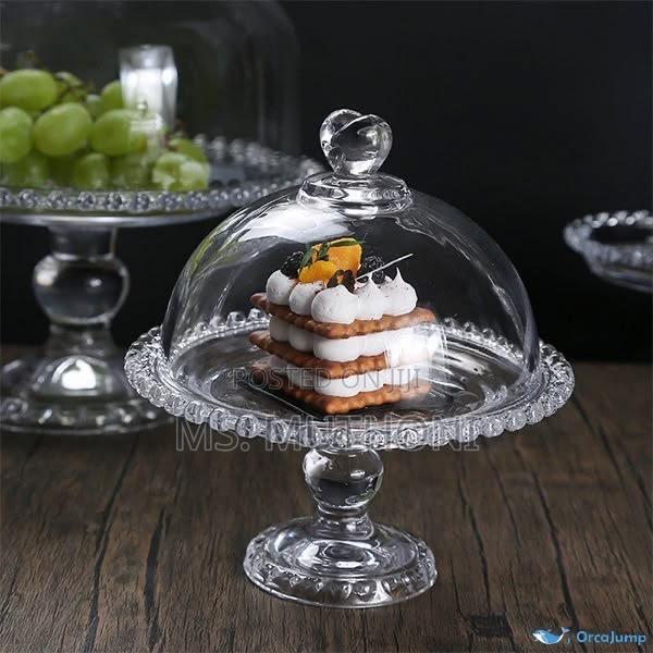 Aesthetic Vintage-Style Acrylic Cake / Dessert Stand