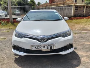 Toyota Auris 2017 White