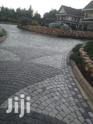 Cobblestones / Circle Stones Strong and Durable - thumbnail 2