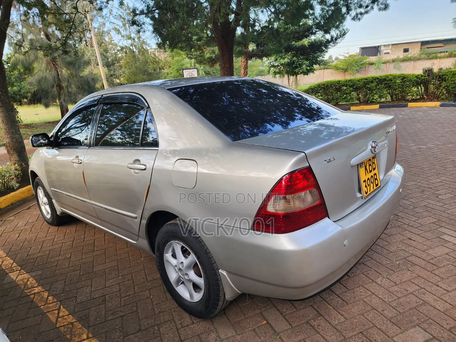 Toyota Corolla 2002 Silver