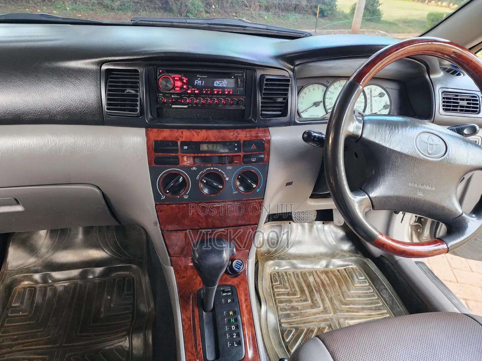 Toyota Corolla 2002 Silver