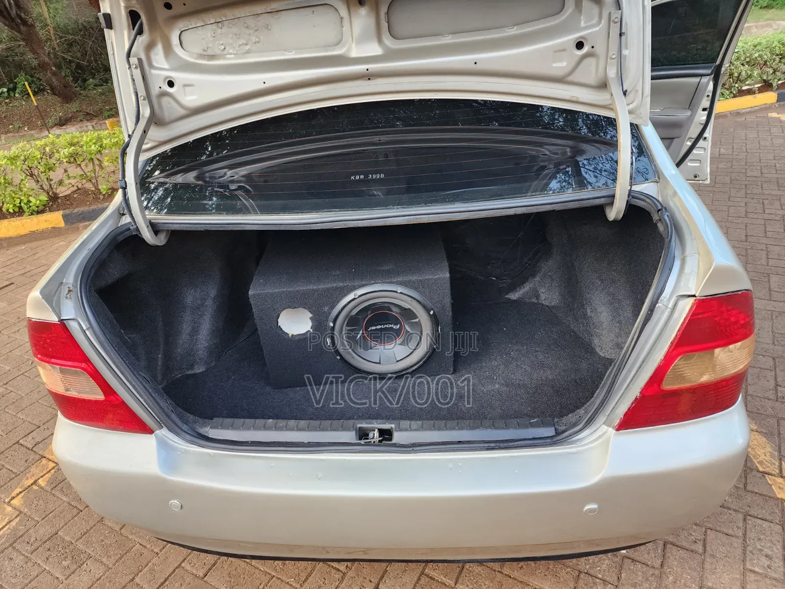 Toyota Corolla 2002 Silver