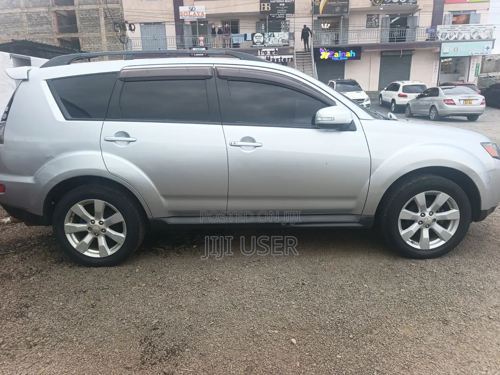 Mitsubishi Outlander 2011 Silver