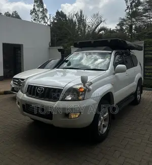 Toyota Land Cruiser Prado 3.0 D-4D 5dr 2007 White