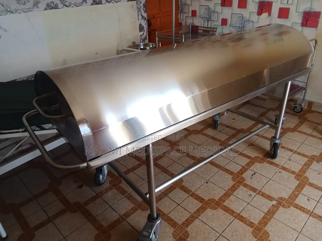 Stainless Steel Mortuary Trolley With Lid