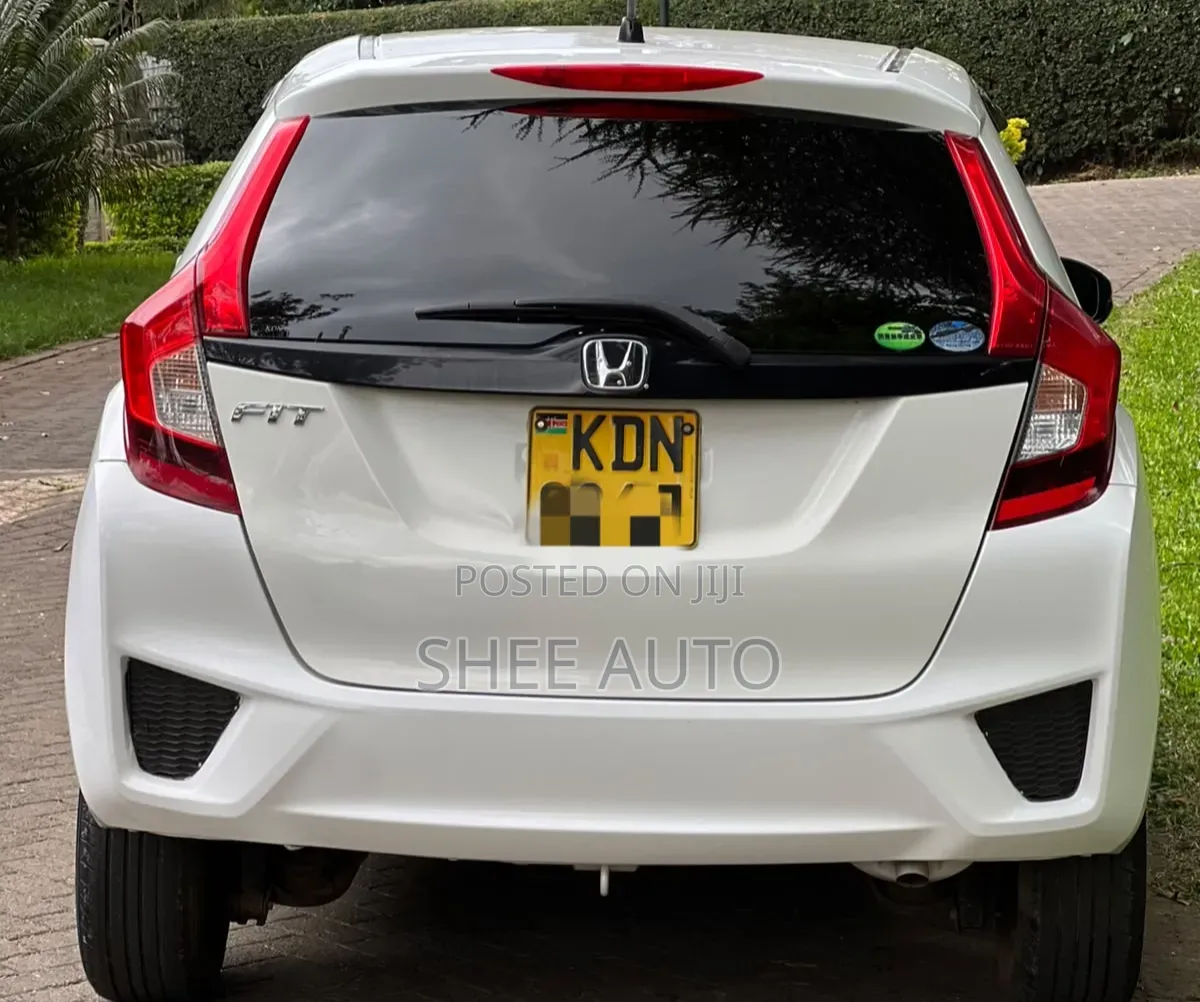 Honda Fit 2016 White