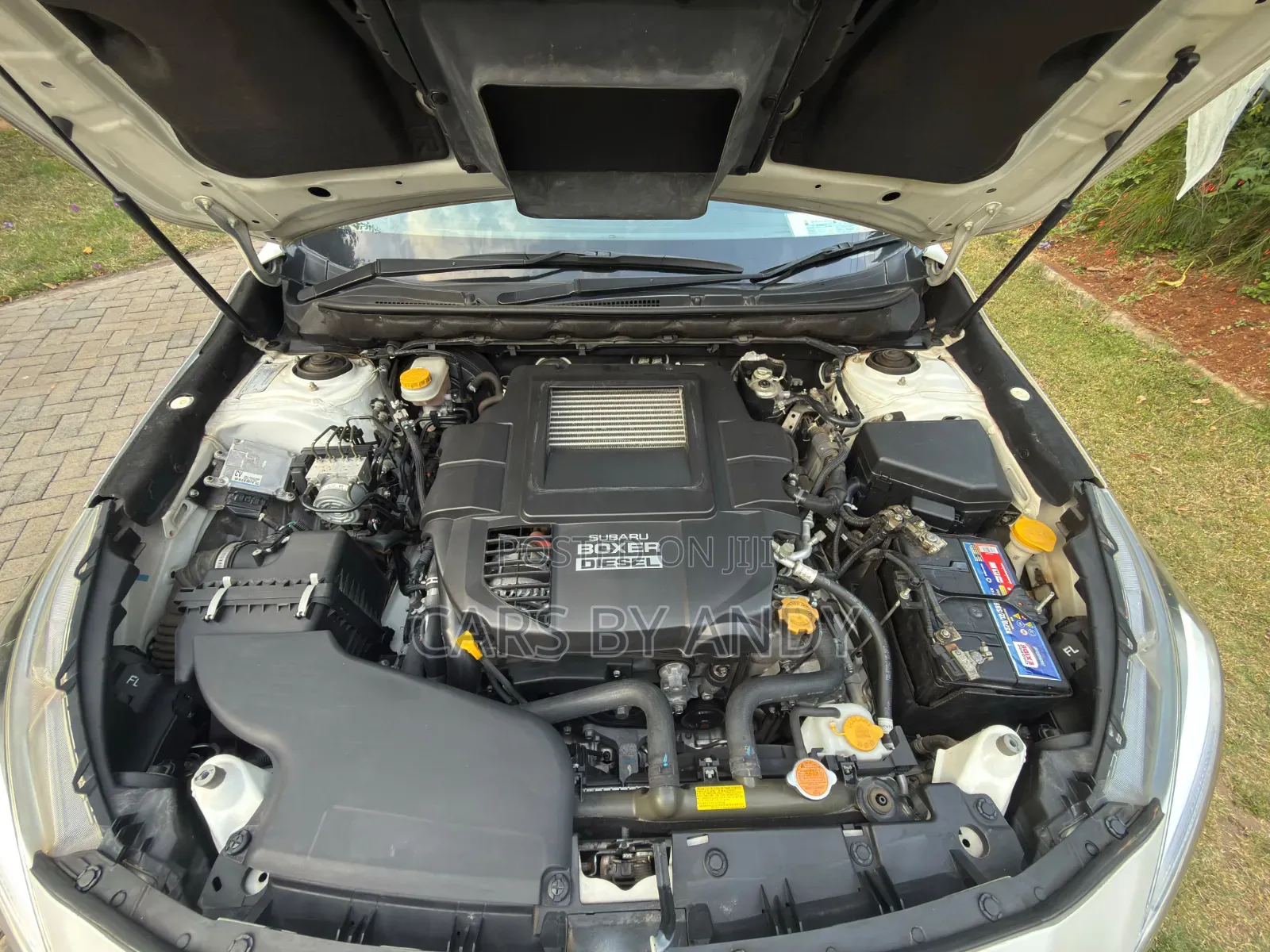 Subaru Outback 2018 White