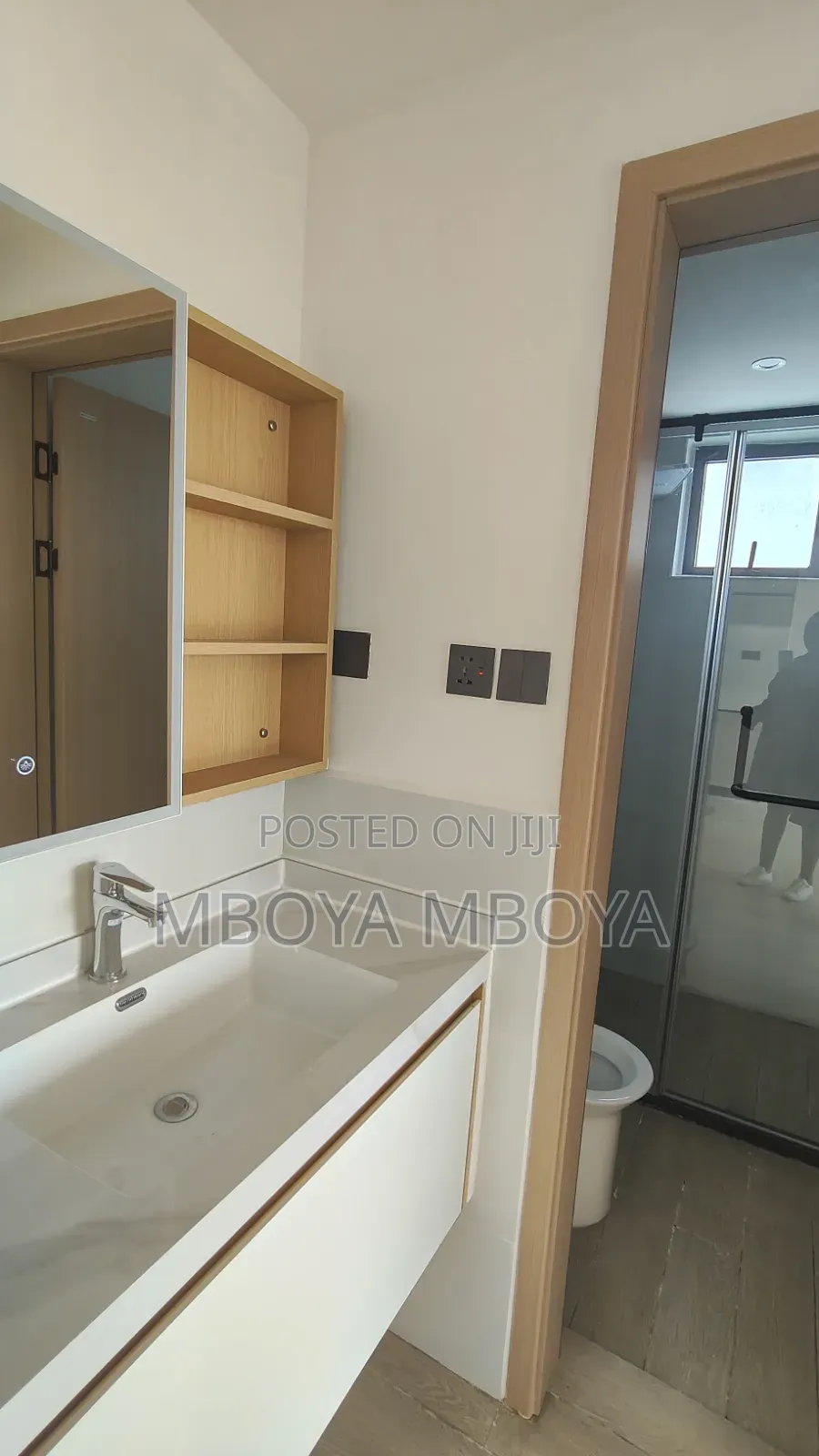 1bdrm Apartment in Westlands, Raphta Road Area for rent