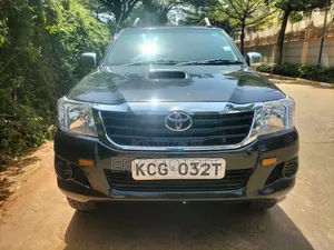 Toyota Hilux 2010 Black