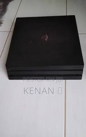 Ps4 Pro 825gb