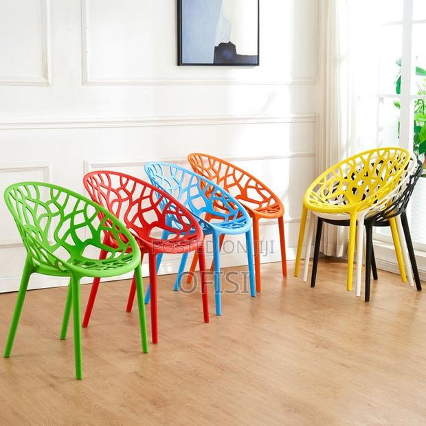 Plastic Chairs - thumbnail 7