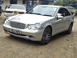 Mercedes-Benz C180 2004 Silver