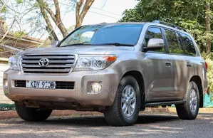 Toyota Land Cruiser 4.5 V8 GX-R 2014