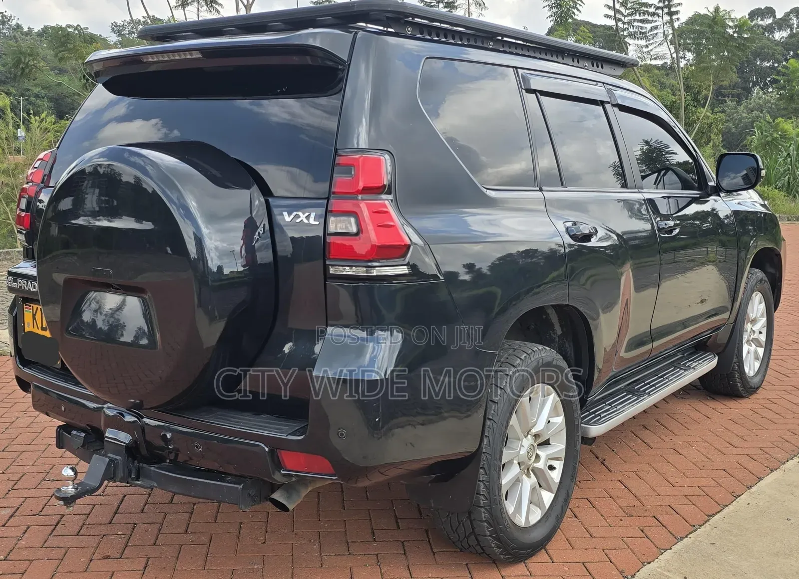 Toyota Land Cruiser Prado 2010 Black