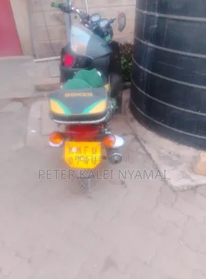 Bajaj Boxer 100 2021 Red