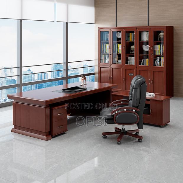1.6 Meters Executive Table - thumbnail 5