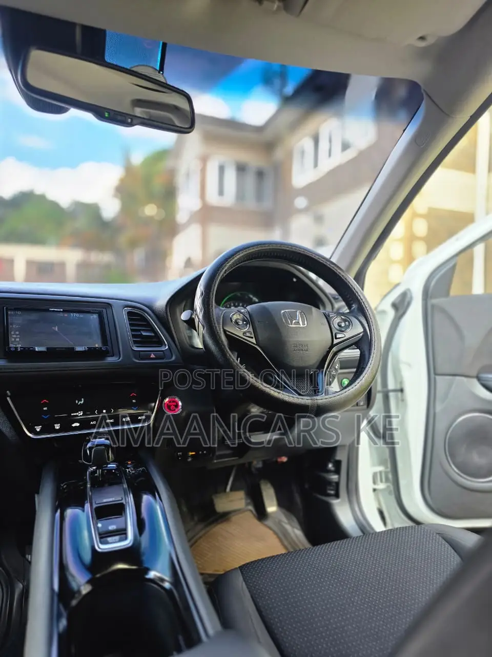 Honda Vezel 1.5 Hybrid 2WD 2018 White