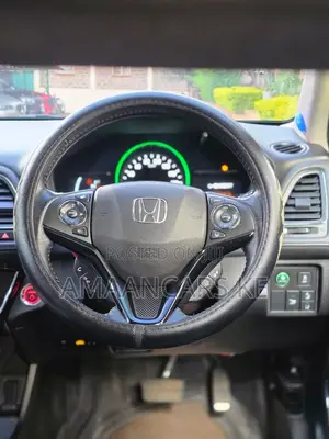 Honda Vezel 1.5 Hybrid 2WD 2018 White