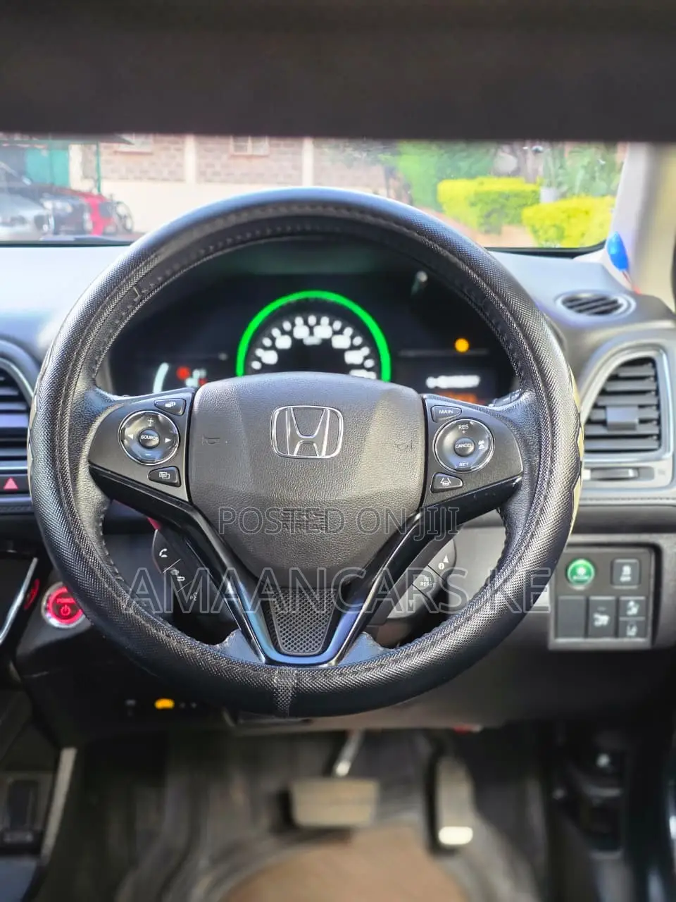 Honda Vezel 1.5 Hybrid 2WD 2018 White