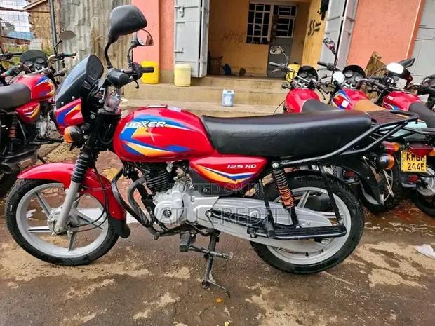 Bajaj Boxer 150 UG 2025 Red - thumbnail 4
