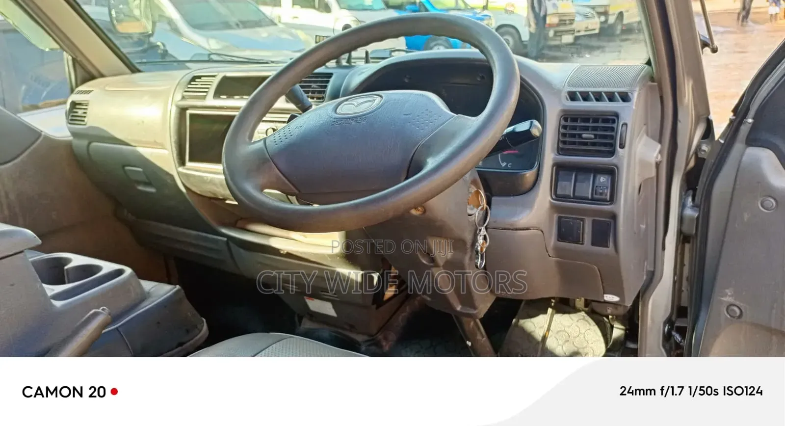 Mazda Bongo 2013 Silver