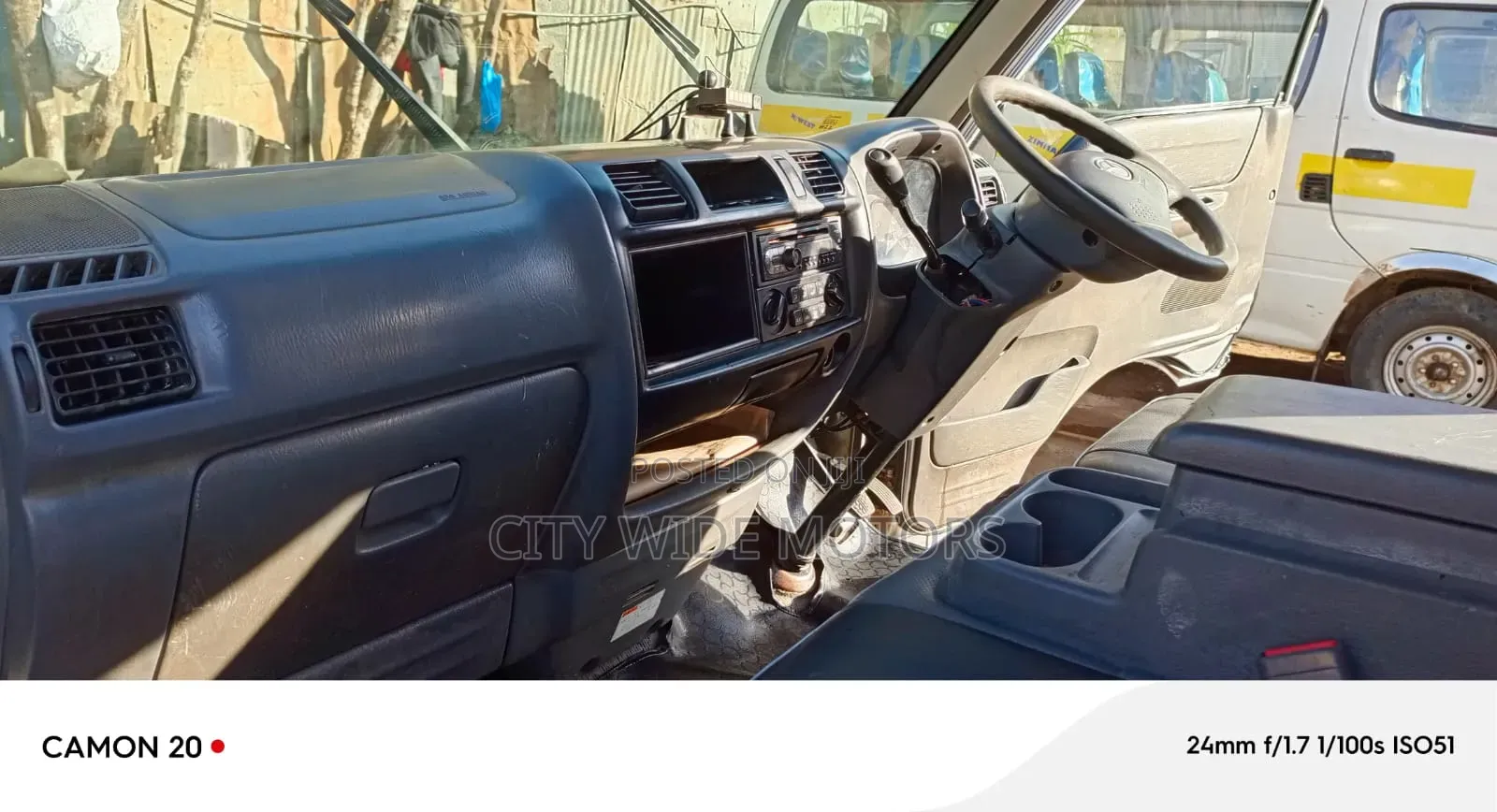 Mazda Bongo 2013 Silver