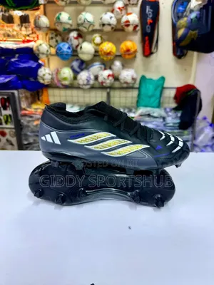 Black Adidas Predator Elite Football Boots